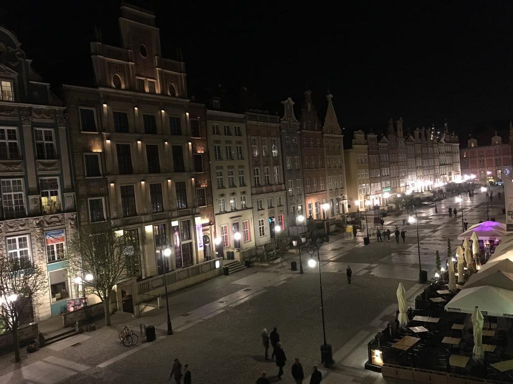 Apartamenty Dlugi Targ Gdansk Luaran gambar